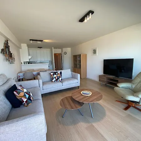 In With Stunning Sea Views, Cleaning Included Nieuwpoort
